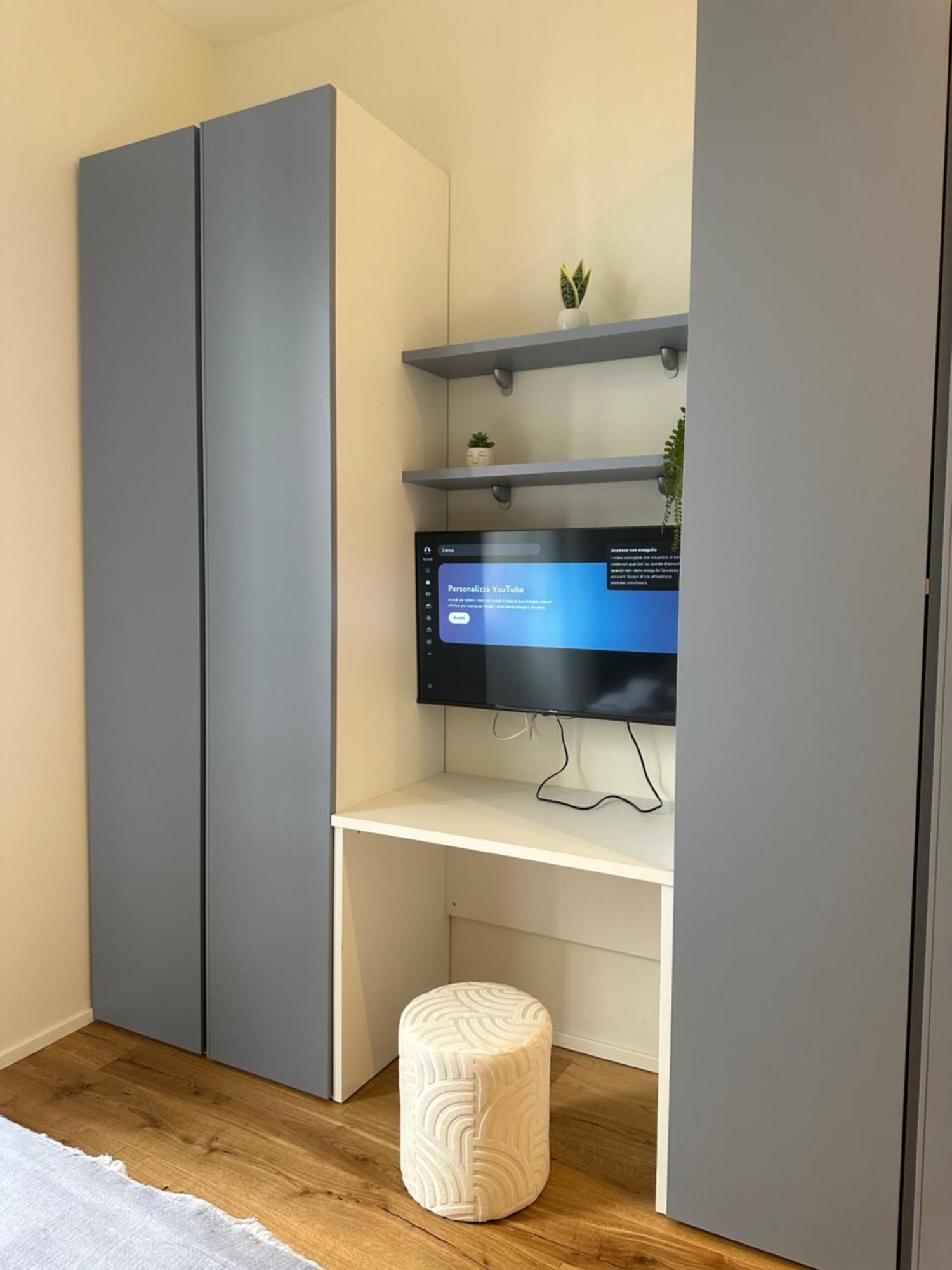 Private With Wi-fi Near Duomo Atena Milano