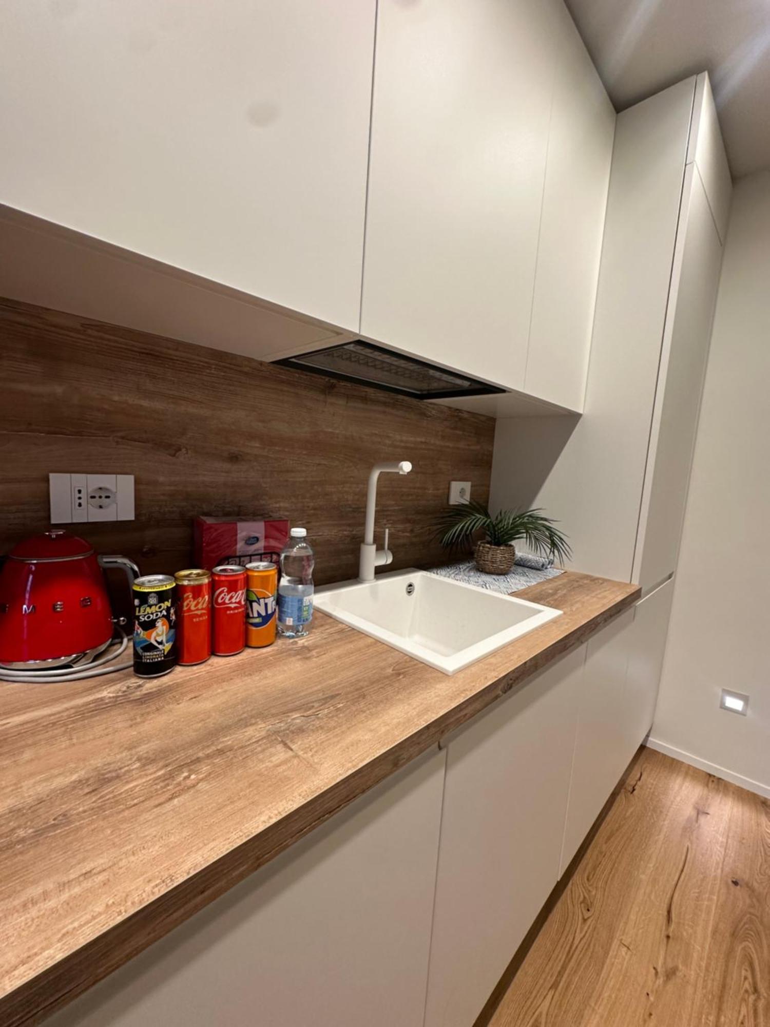 Appartamento Private With Wi-fi Near Duomo Atena *